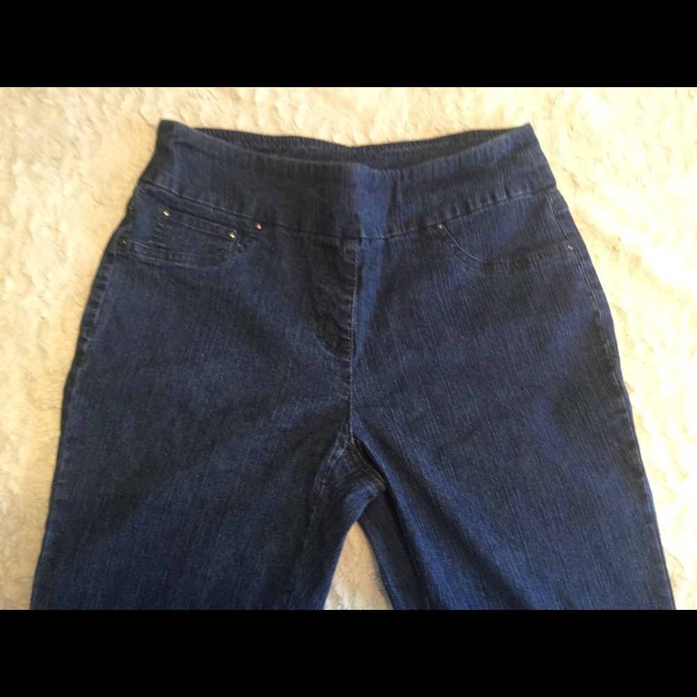 Ruby Rd. Stretch pull on jeans - Picture 3 of 4